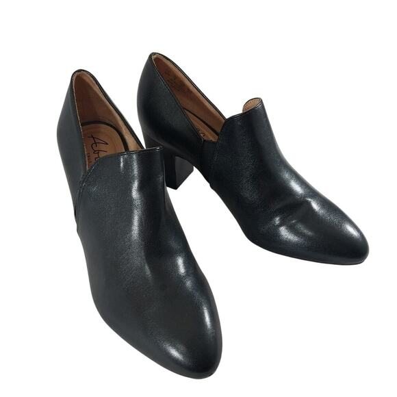 NWOT! ABELLA! EXPERT COMFORT! BLACK VEGAN LEATHER CHUNKY HEEL ANKLE BOOTS! SZ 6M - Picture 2 of 10